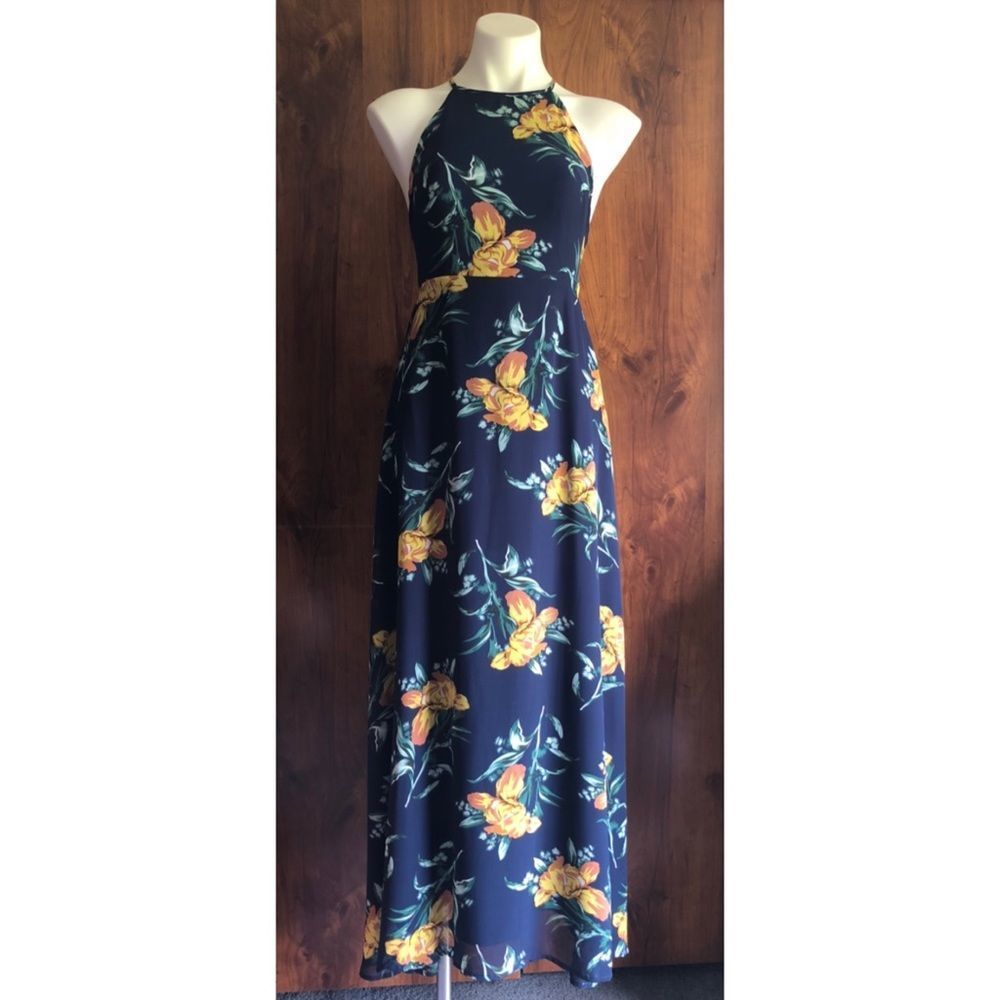 🆕 Nerlerolian Floral Halter Maxi Dress